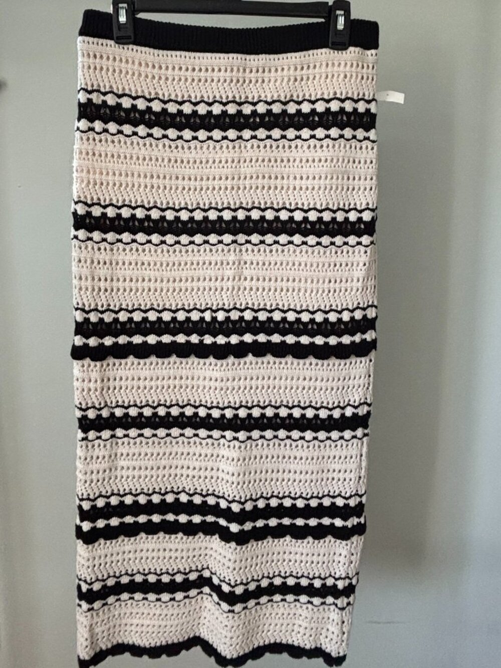 Sincerely Jules Black & Cream Crochet-Knit Maxi Skirt — Size L Like New
